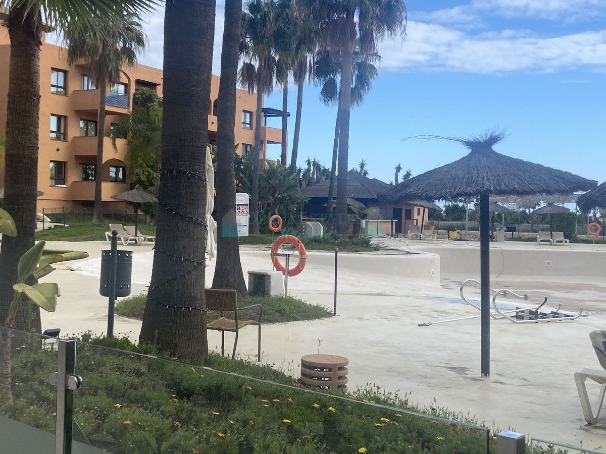 Apartment for sale in Benahavis