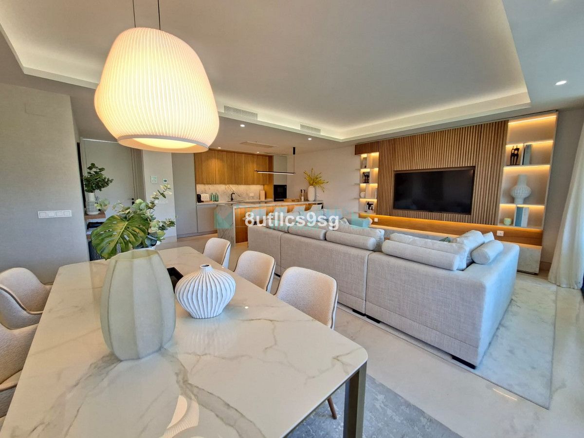 Apartment for sale in Aloha, Nueva Andalucia