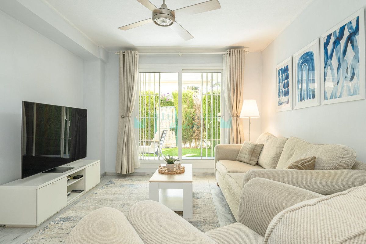 Ground Floor Apartment for sale in Nueva Andalucia