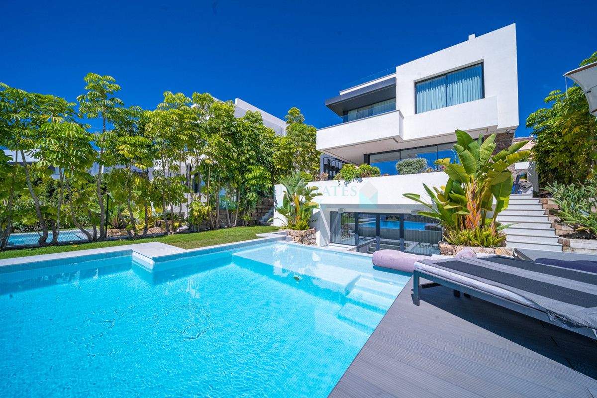 Villa en alquiler en Estepona