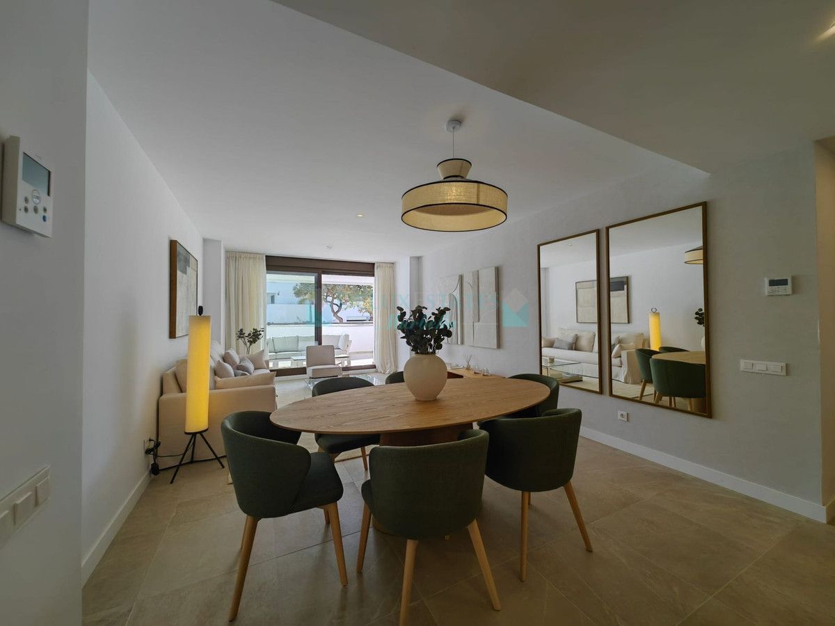 Ground Floor Apartment for sale in Estepona