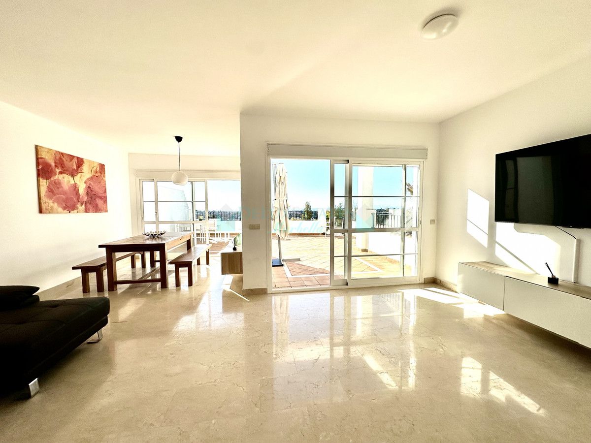 Town House for sale in Benahavis