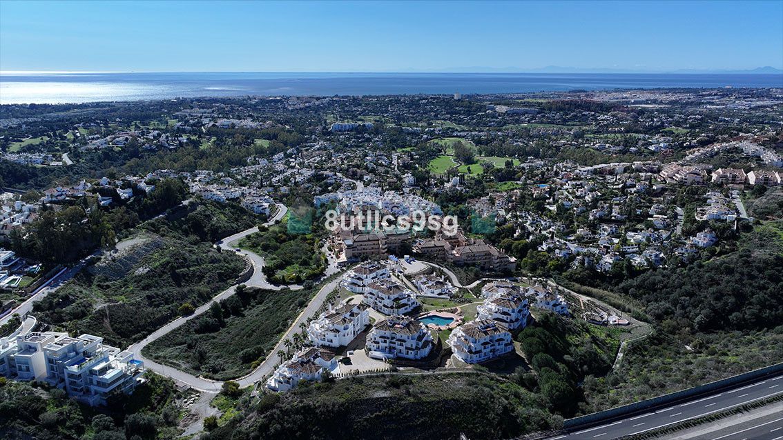 Apartment for sale in Aloha, Nueva Andalucia