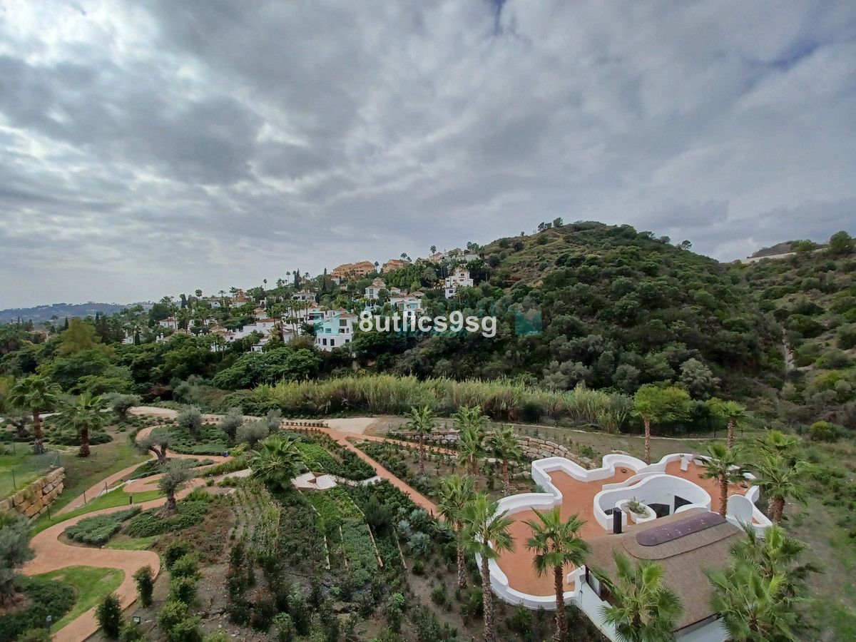 Apartment for sale in Aloha, Nueva Andalucia