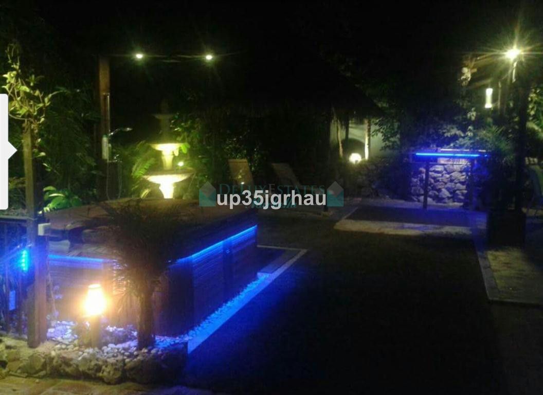 Ground Floor Apartment for sale in Estepona