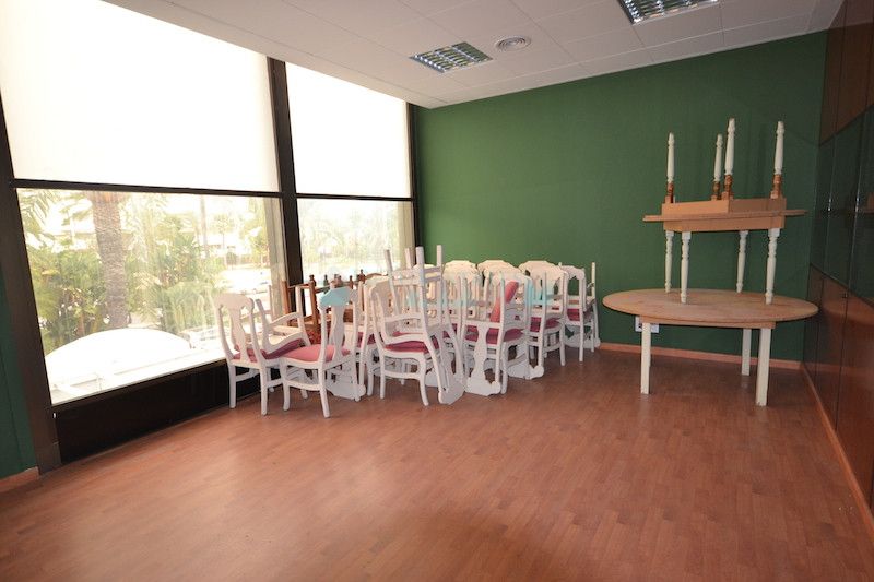 Office for sale in Marbella - Puerto Banus