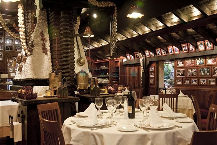 Restaurant for sale in Nueva Andalucia