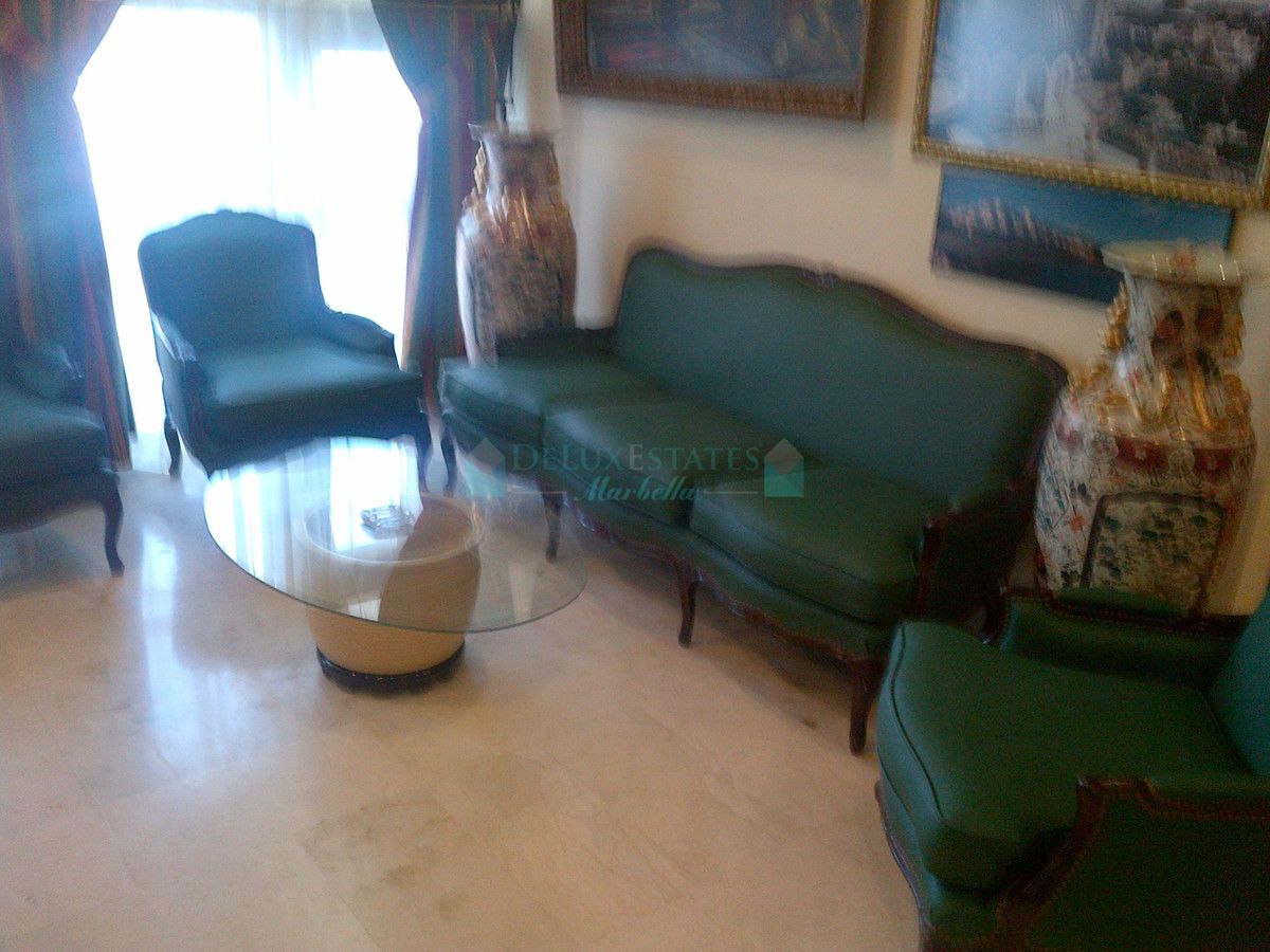 Office for sale in Marbella - Puerto Banus