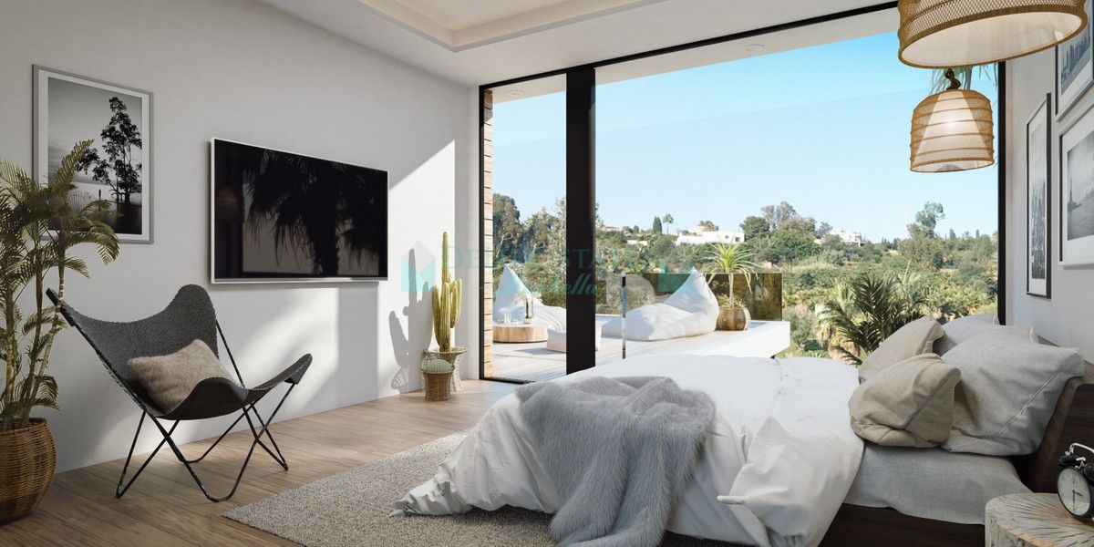 Villa en venta en El Paraiso, Estepona