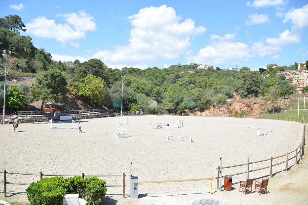 Residential Plot for sale in Benahavis