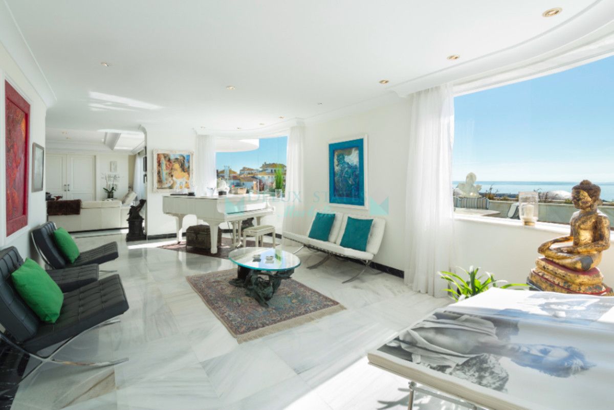 Penthouse for sale in Marbella - Puerto Banus