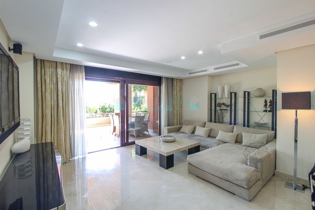 Ground Floor Apartment for sale in Marbella - Puerto Banus
