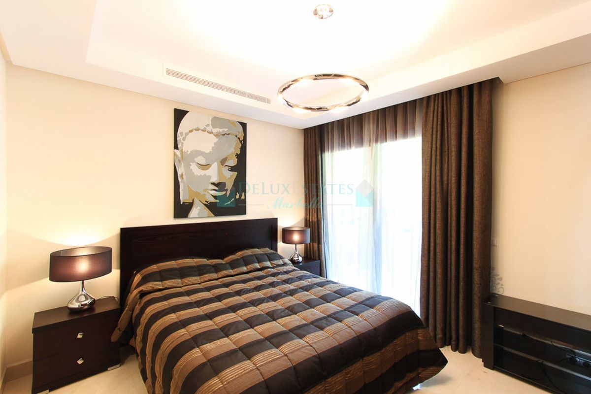 Ground Floor Apartment for sale in Marbella - Puerto Banus