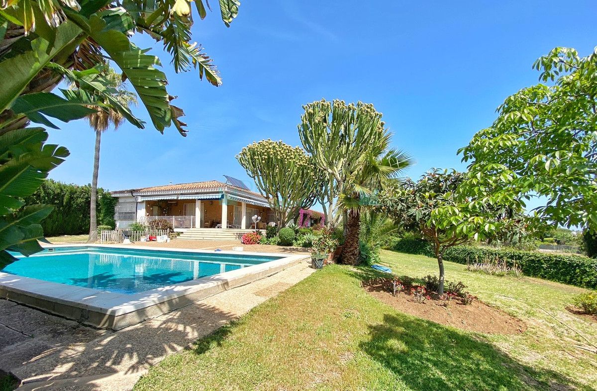 Villa for sale in Marbella