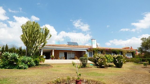 Villa for sale in Marbella