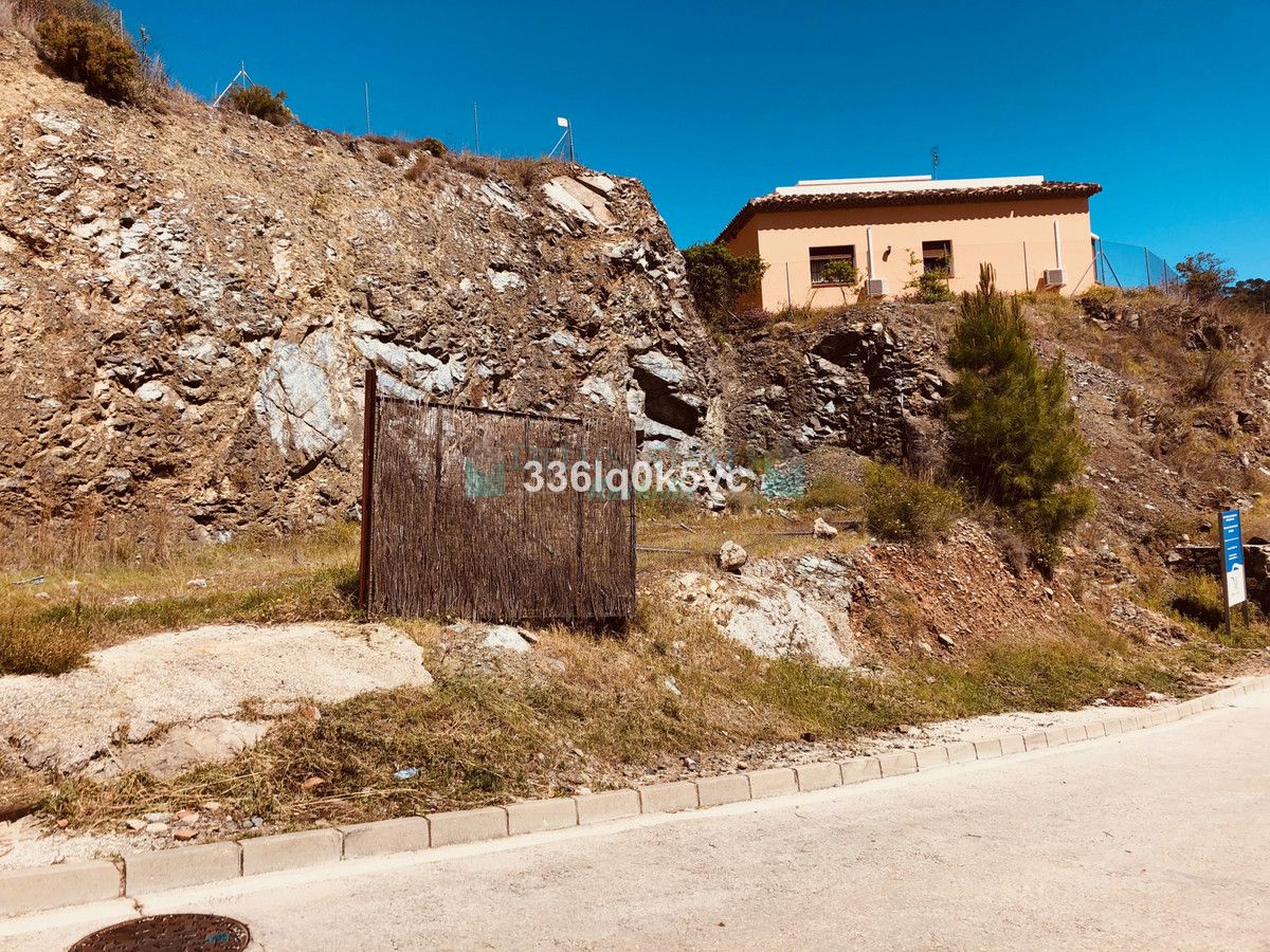 Residential Plot for sale in Benahavis