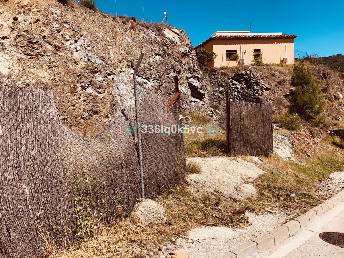 Residential Plot for sale in Benahavis