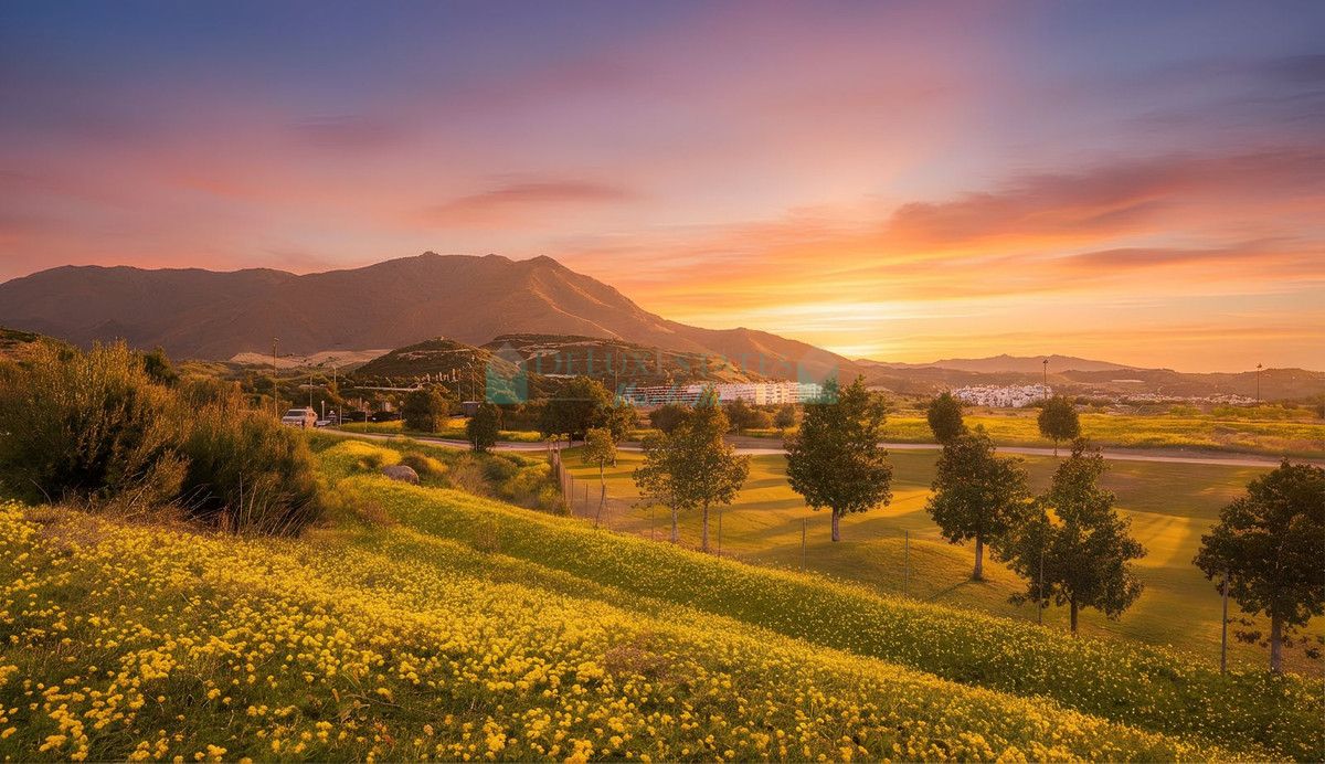 Villa for sale in Estepona