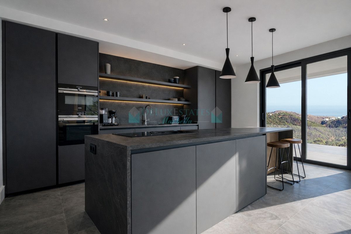 Villa en venta en Benahavis