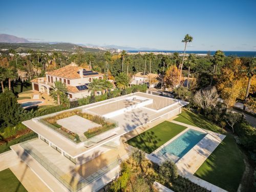 Elegante villa de nueva construcción en Reyes y Reinas, Sotogrande Costa