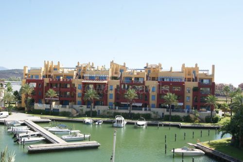 Spacious Ground Floor Marina Apartment with Canal Views and Large Terrace in Sotogrande