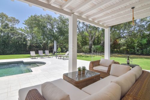 Wonderful contemporary family home in Central Sotogrande