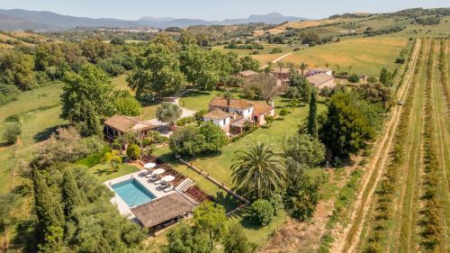 High-End Equestrian Estate in Jimena de la Frontera with 7 Hectares and Stabling for 36 Horses