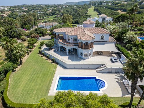 Elegant Golfside Villa with Sea Views in Almenara, Sotogrande Alto
