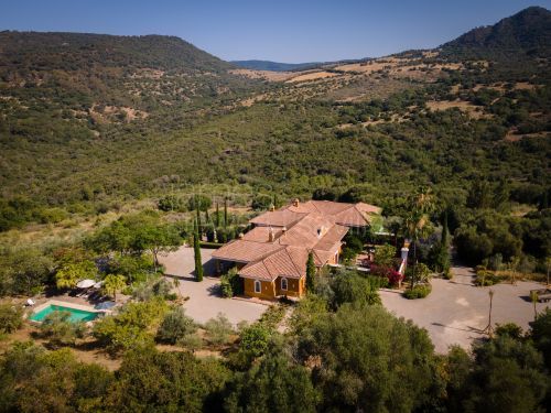 Beautiful Spanish Cortijo with Guest House, Olive Grove and Panoramic Views near Gaucín