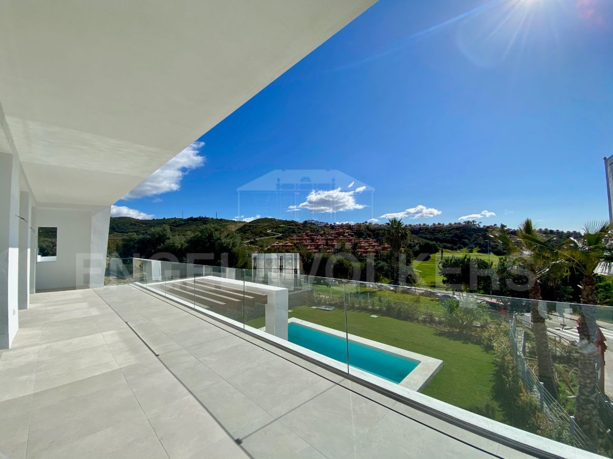 New contemporary style villa in Santa Clara Golf Los Monteros Marbella