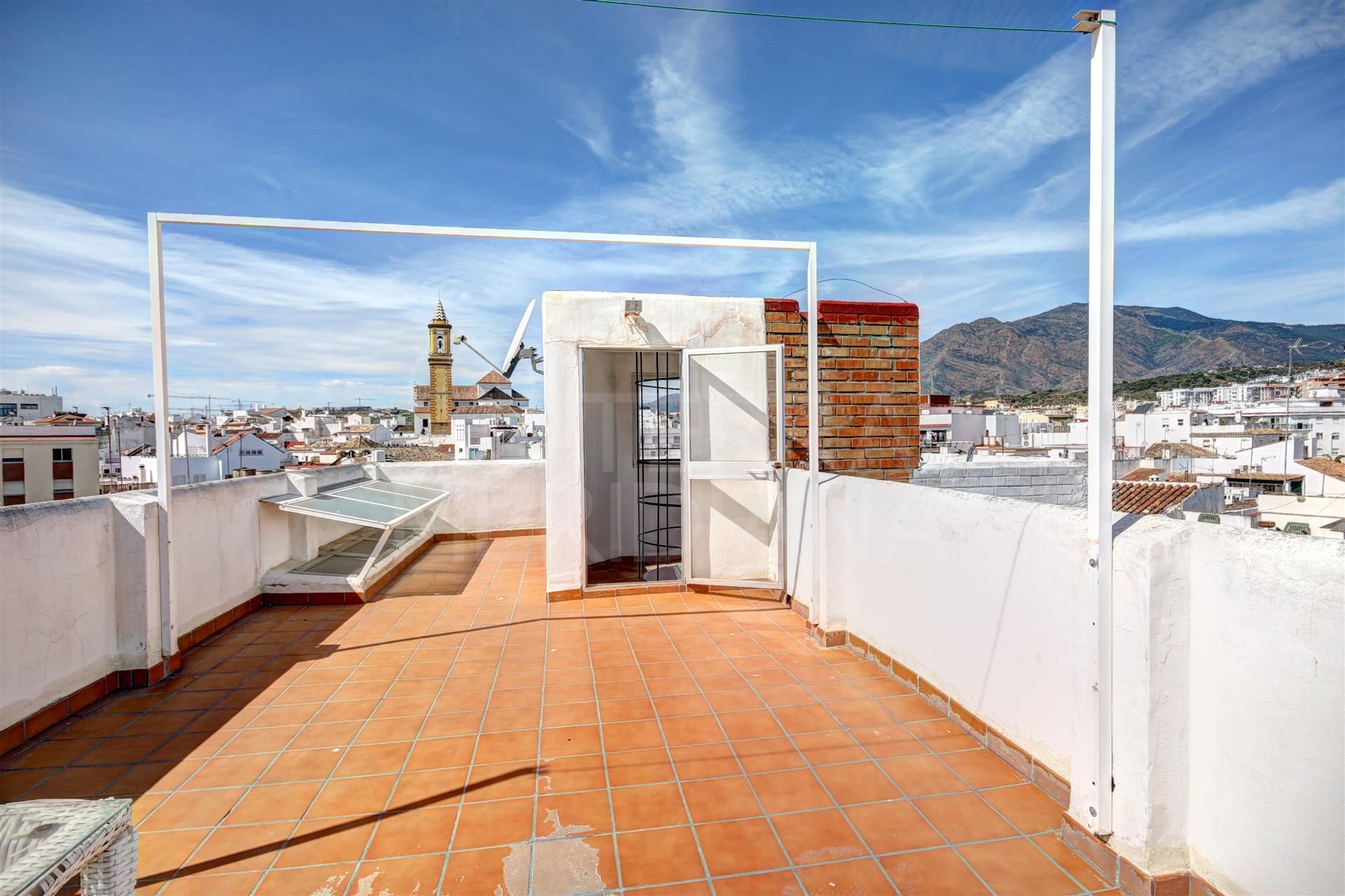 Duplex apartment for sale in one of the best streets of the old town of Estepona