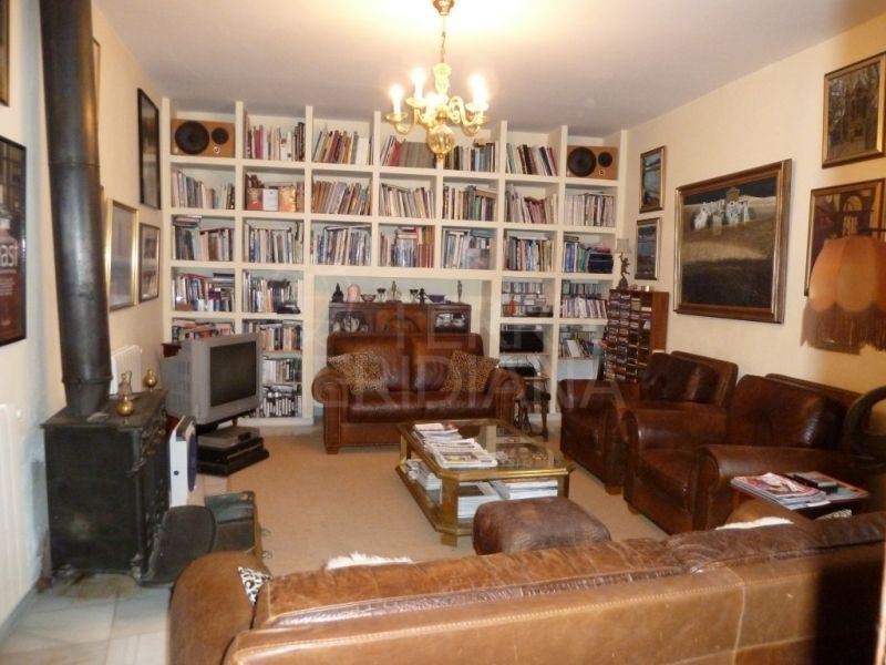 Beautiful original townhouse for sale in centre of Ronda