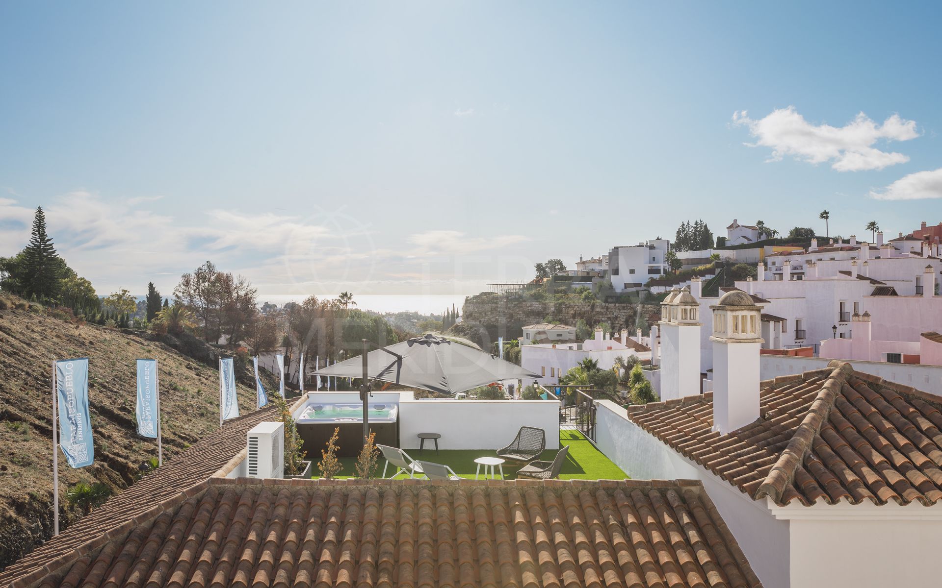 Paraiso Pueblo, Benahavis - 2 and 3 Bedroom contemporary apartments in a luscious community with ample gardens and facilities