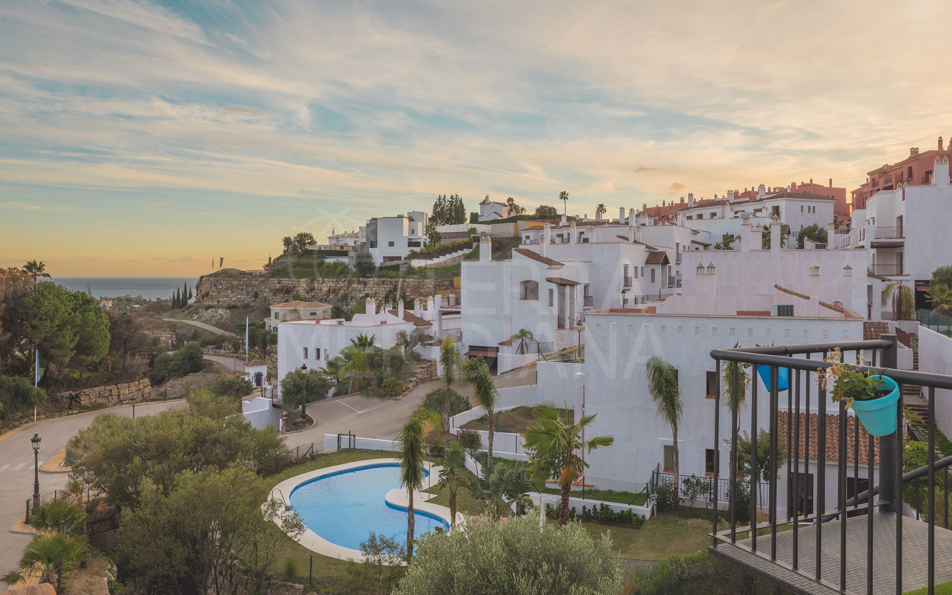 Paraiso Pueblo, Benahavis - Apartamentos modernos de 2 y 3 habitaciones en una comunidad exquisita con amplios jardines