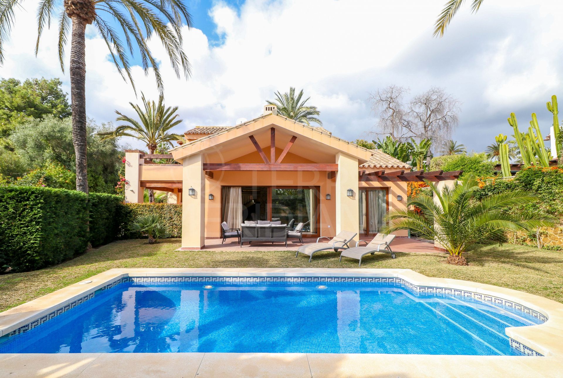 Spanish style villa with home cinema and sauna for sale near the beach in Marbesa, Marbella East