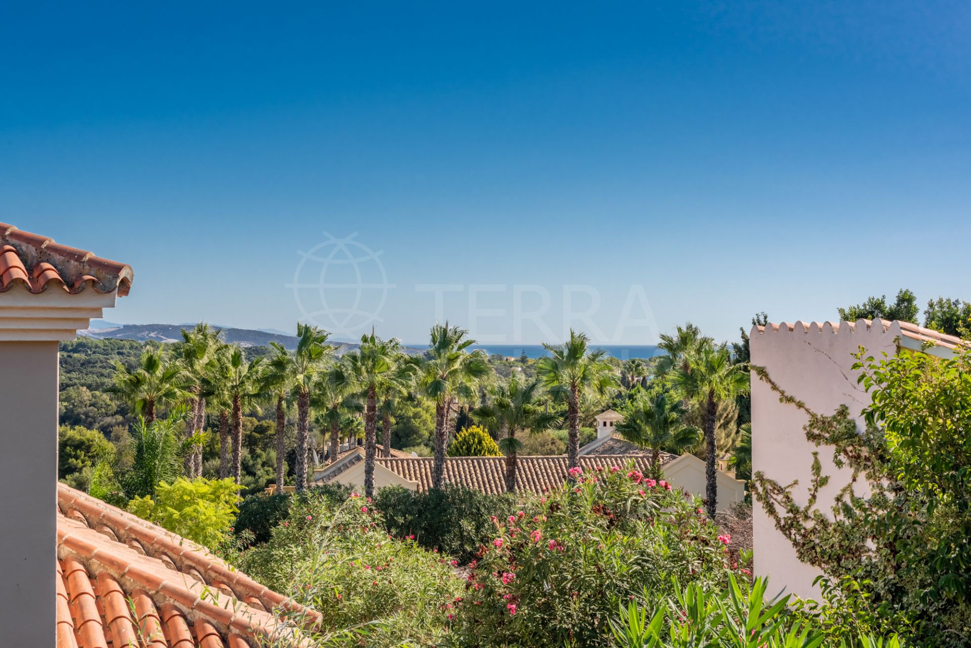 Villa de luxe avec vue panoramique à vendre dans la zone F, Sotogrande