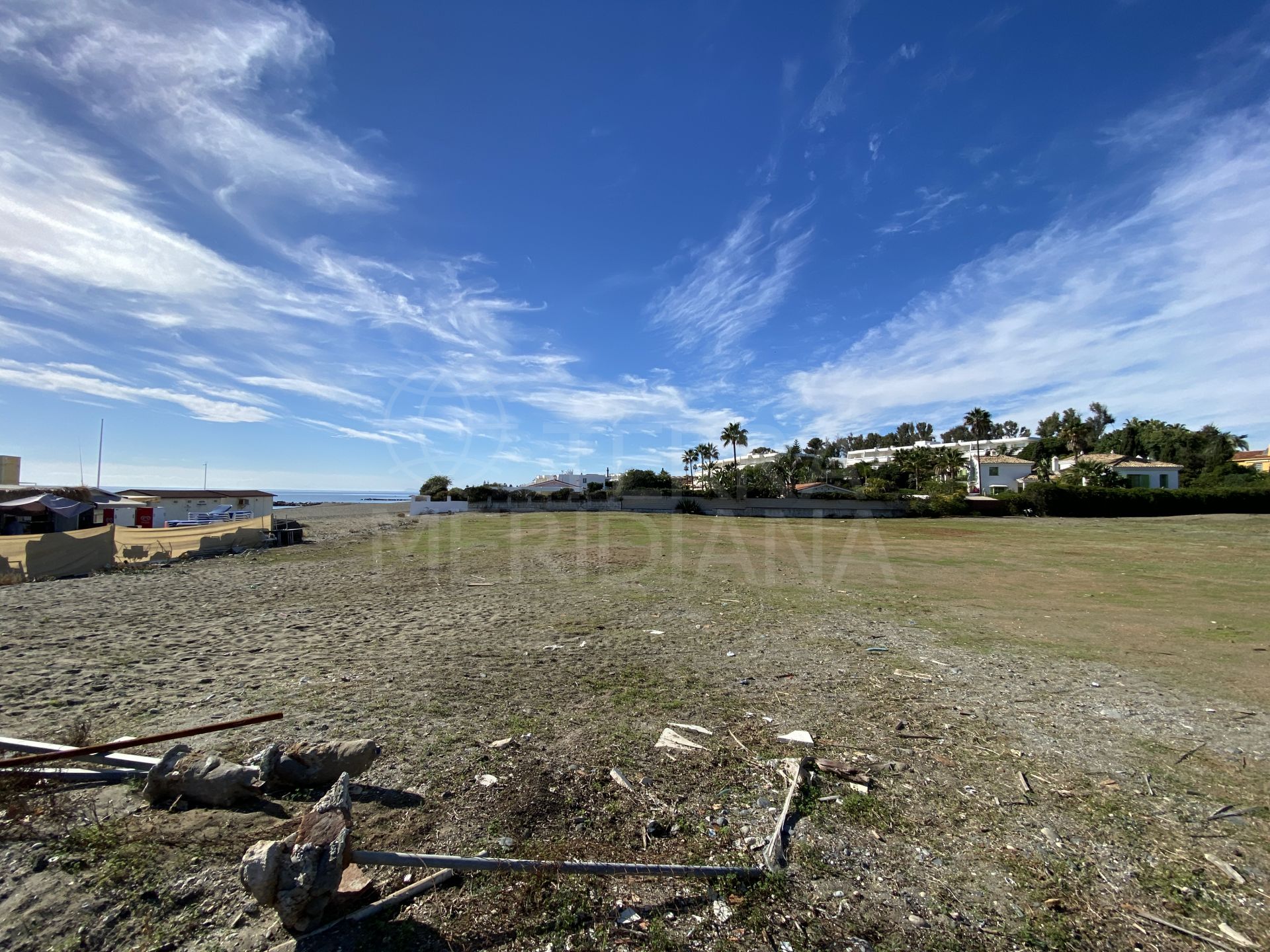 10.000 m² front line beach plot with project for sale in Guadalmina Baja, San Pedro Alcántara