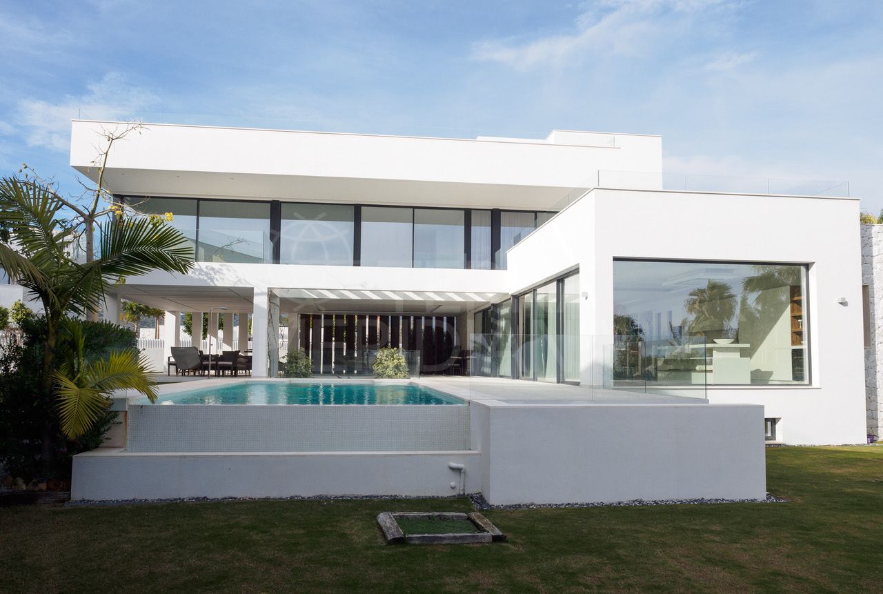 Brand new contemporary architectural gem of a villa for sale in La Alquería, Benahavís