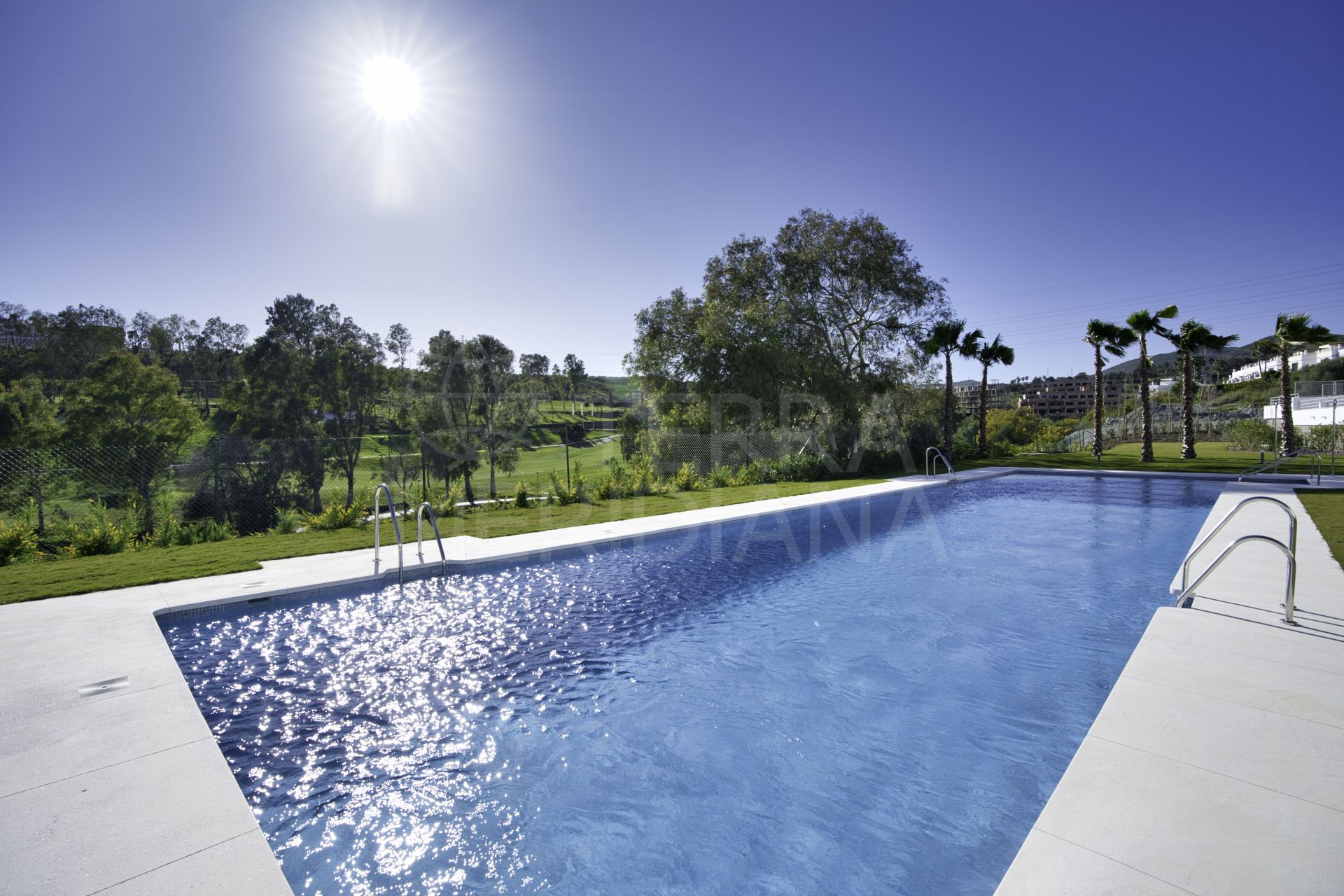 Fantástica casa adosada de 3 dormitorios a estrenar en Green Golf, Estepona Golf, Estepona