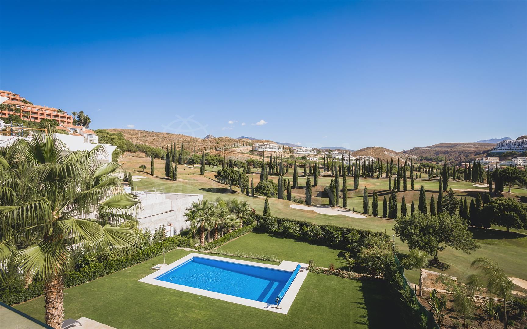 Luxury 5 bedroom villa with the most unbelievable golf views for sale in Los Flamingos, Benahavis