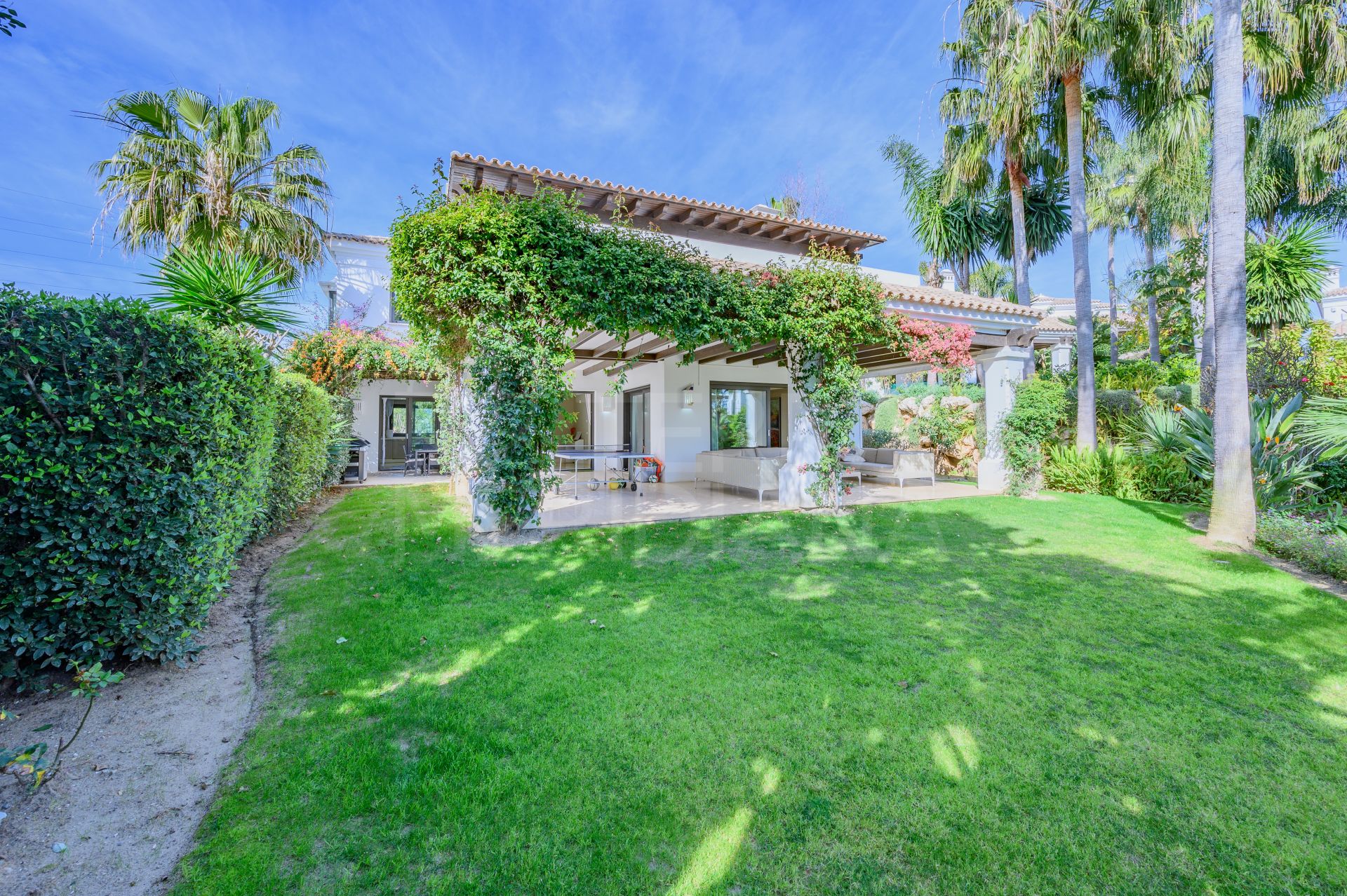 Sensationnelle villa de luxe à vendre à Magna Village, Marbella Golden Mile