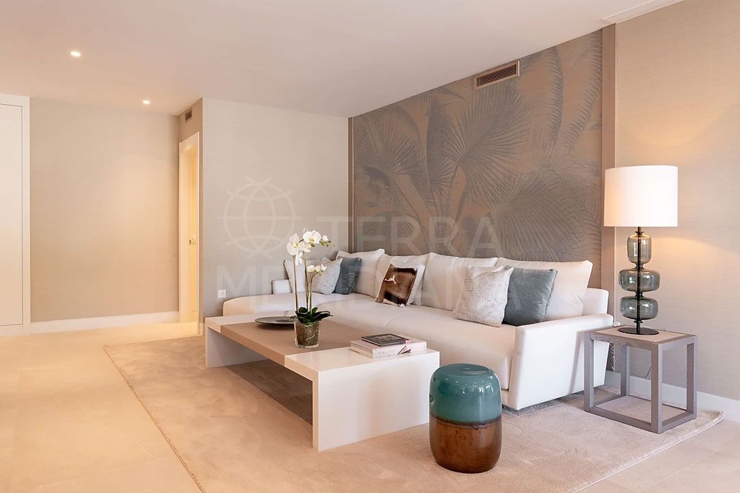 3 bedroom duplex penthouse for sale in Lomas del Rey, Marbella Golden Mile