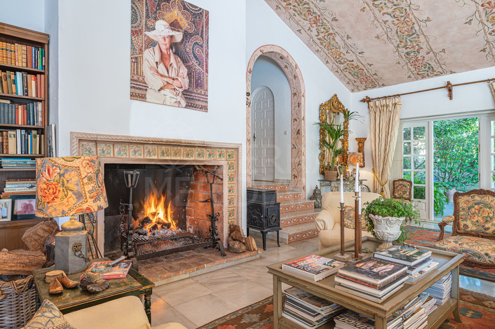 Beautifully appointed Andalusian style villa for sale in Las Lomas del Marbella Club, Marbella Golden Mile