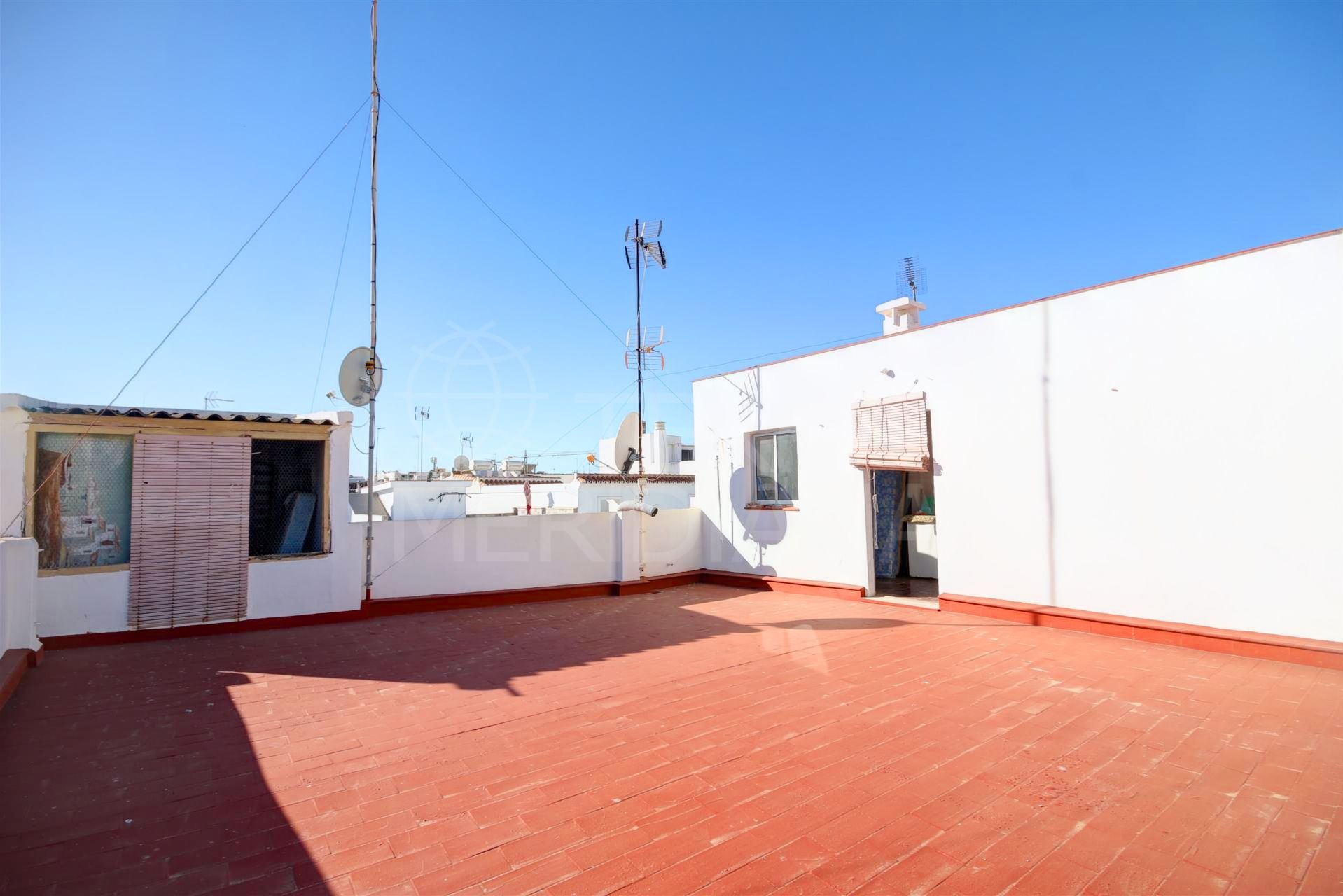 Very large townhouse divided into 4 apartments, for sale in the old town centre of Estepona