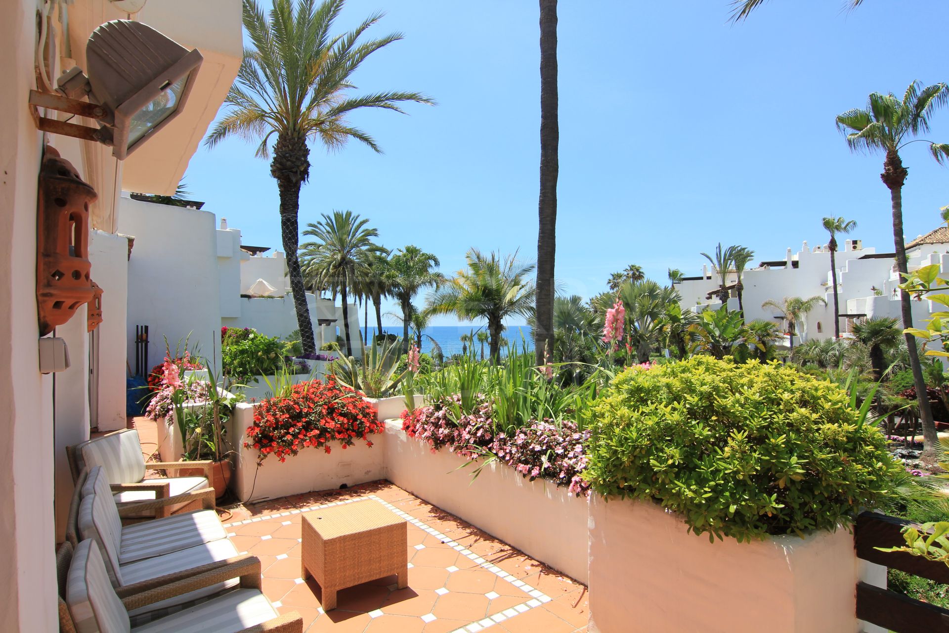 Spacious beachfront duplex penthouse with sea views for sale in Ventura del Mar, Puerto Banus, Marbella