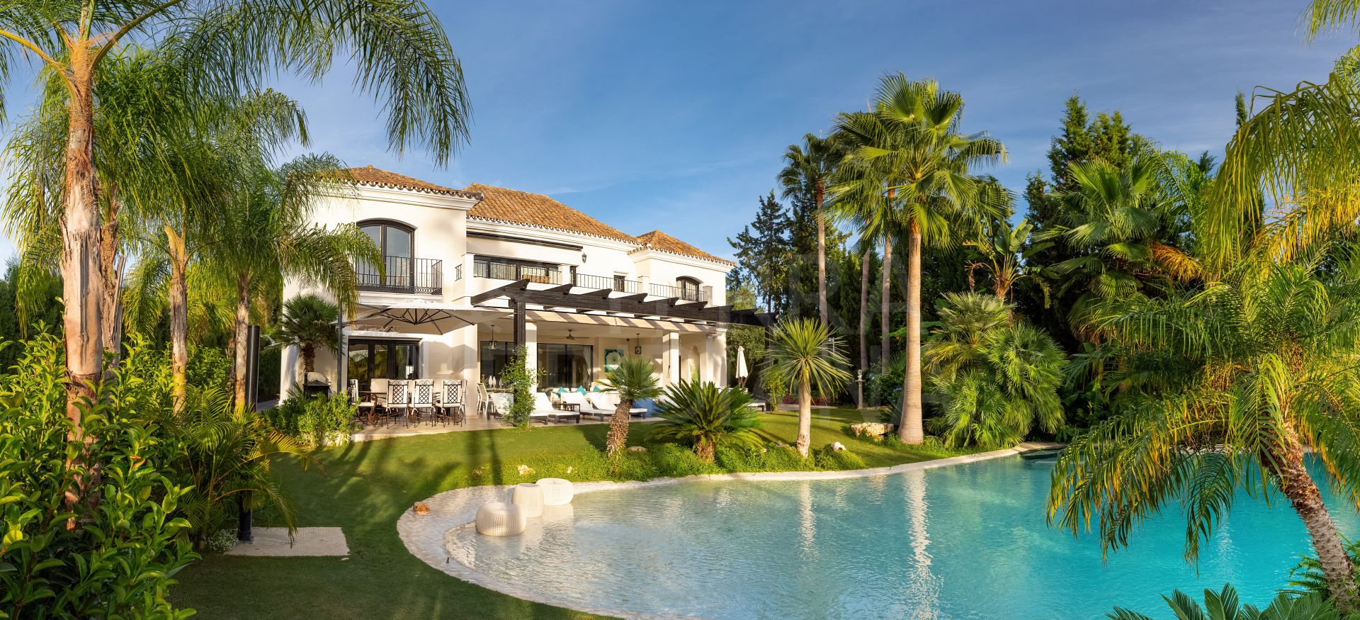 Sensational 8 bedroom luxury villa for sale in prestigious Nueva Andalucia, Marbella