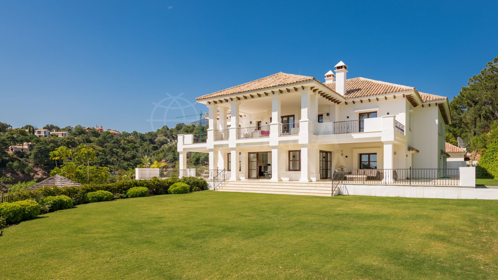 Prestigious luxury villa with indoor pool for sale in the exclusive enclave of La Zagaleta, Benahavis