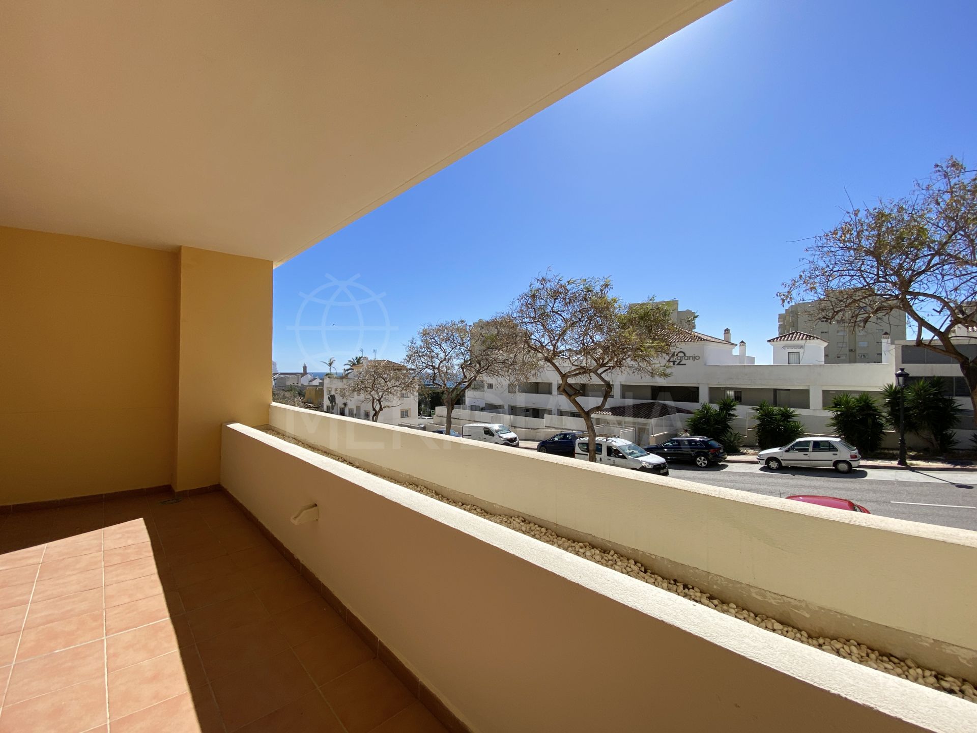 1 bedroom apartment with partial sea views for sale in Puerto Alto, Estepona