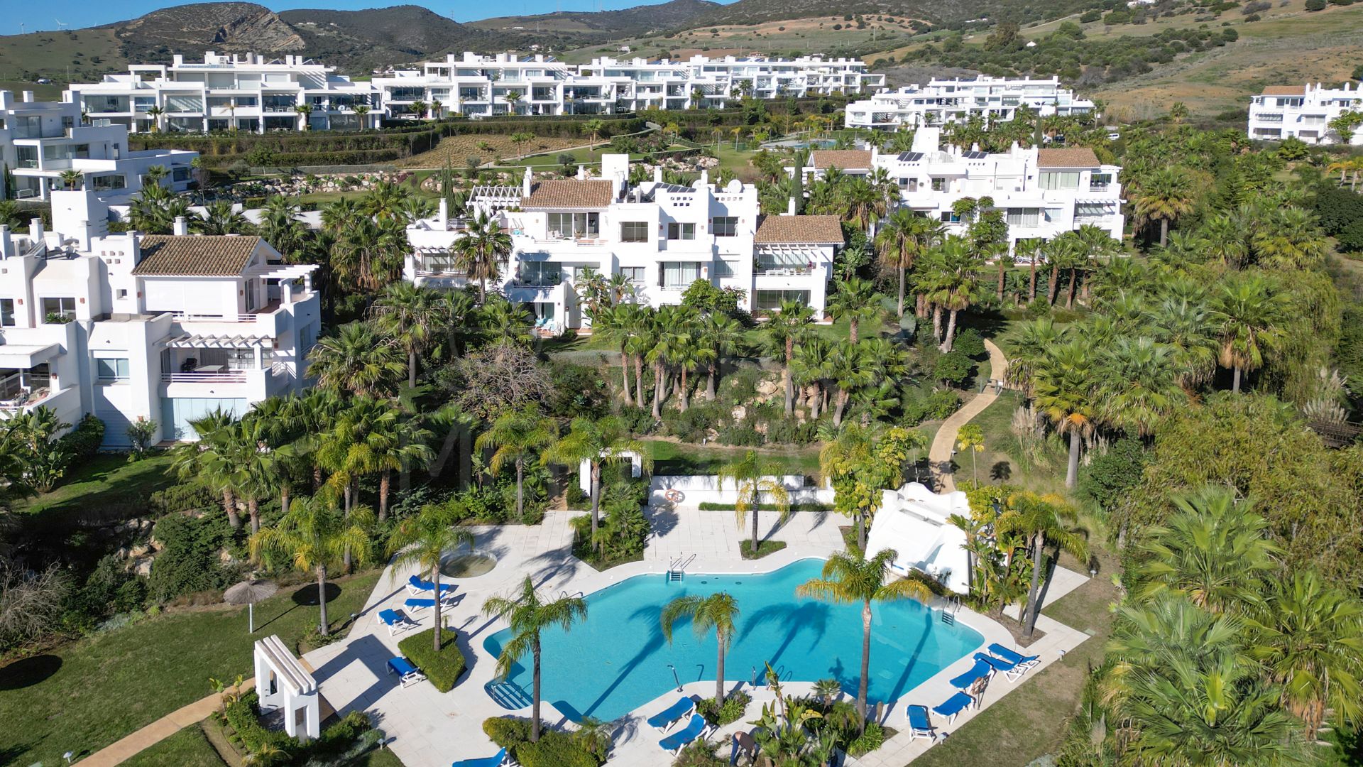 Impeccably presented 2 bed ground floor apartment for sale in Alcazaba Lagoon, Casares