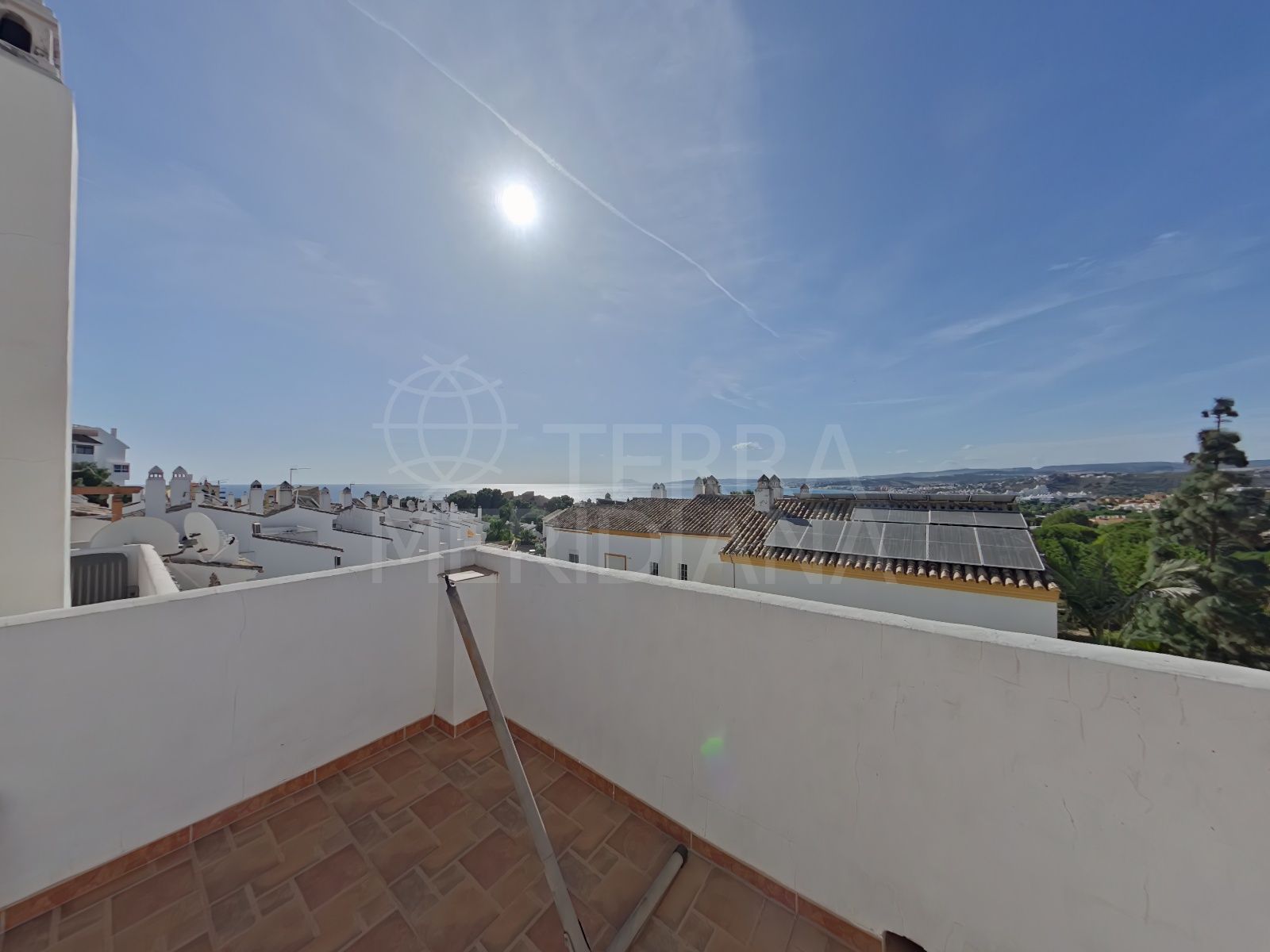 4 storey townhouse for sale with sea views and 3 bedrooms in Seghers, Estepona